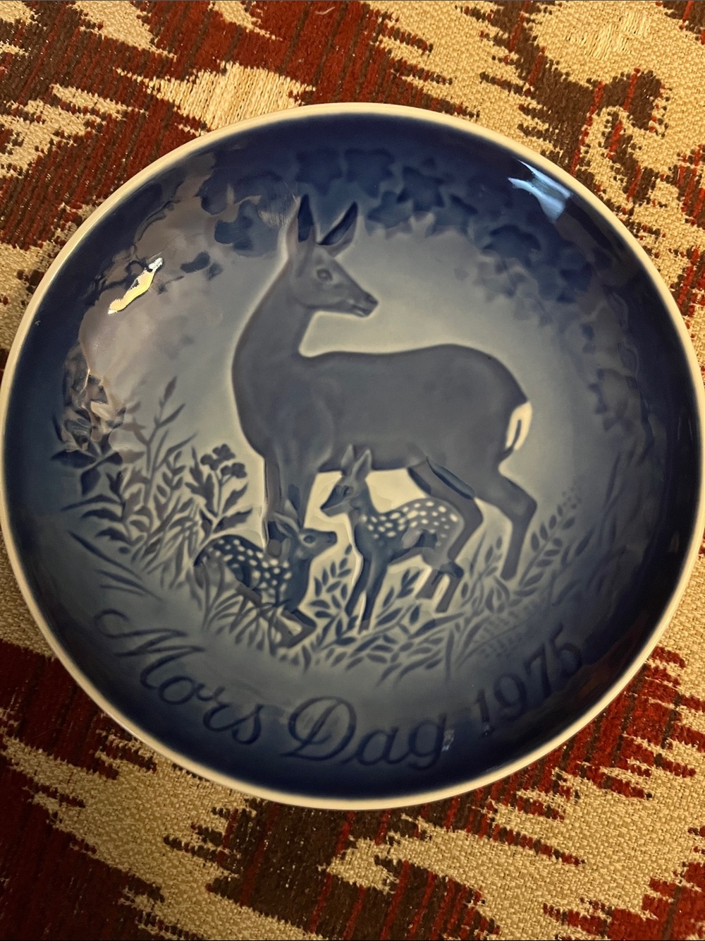 Vintage 1975 Bing & Grondahl Denmark Mothers Day Deer w/ Fawn Blue white 812